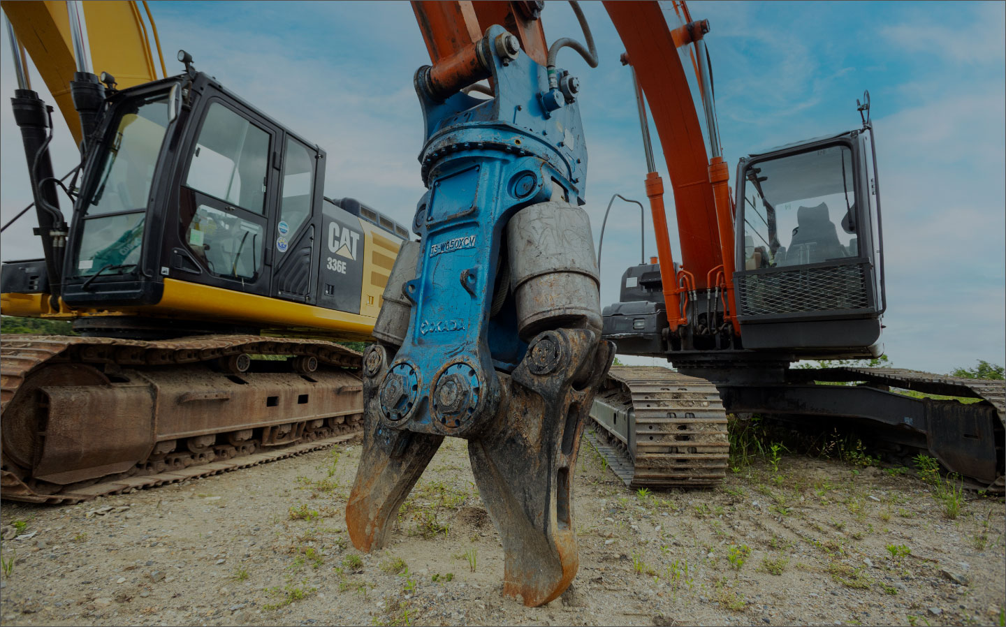 建設機械のアタッチメントのレンタル、修理、販売と高圧ホースの出張修理などを行っております