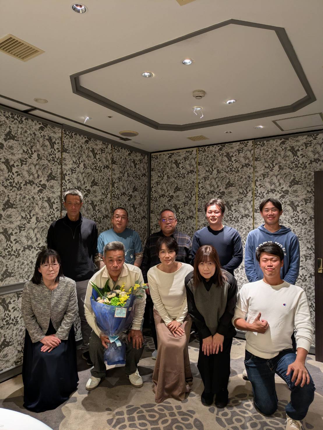 創立30周年のお祝いで食事会を開いて頂きました！